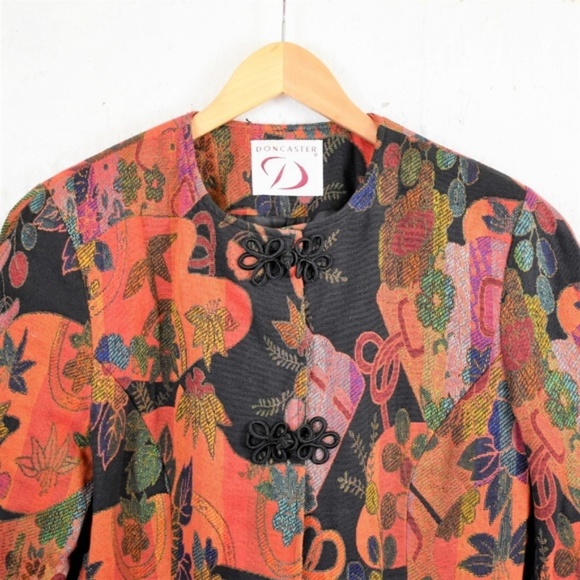 DONCASTER | Vintage Cropped Abstract Blazer - Picture 4 of 7